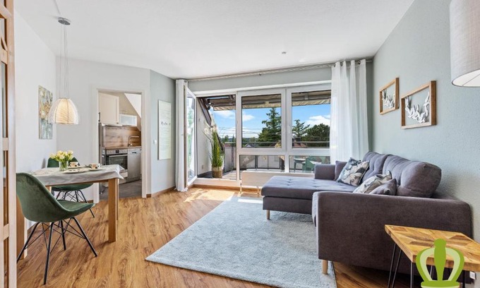 Pfaffenhofen a.d.Roth Apartamento | Wohlfühlen mit Dachterrasse auf 56 m²