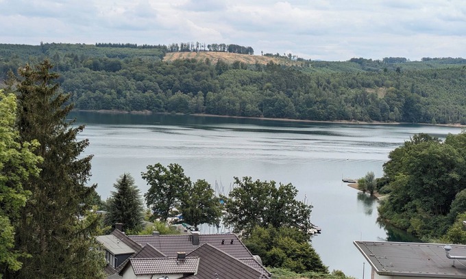 Langscheid Apartamento | Wohnen mit Seeblick, Sorpesee