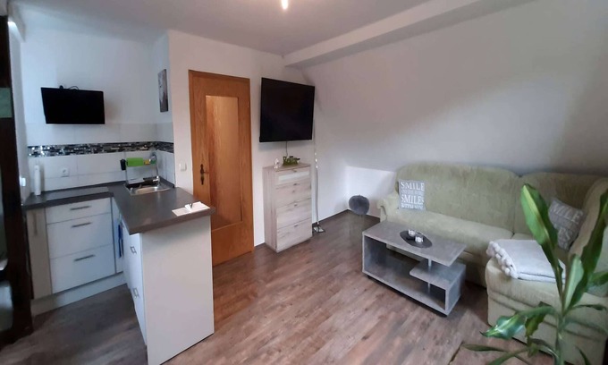Burgk Apartamento | Apartamento en Burgk am Fluss Saale und See