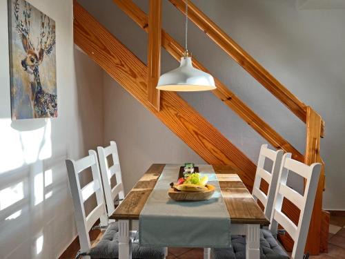 Dargun Apartamento | Wohnung in Dargun mit Pool und Streichelzoo, cleaning included