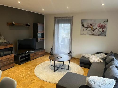 Buehlerzell Apartamento | Wohnung in Steinenbühl