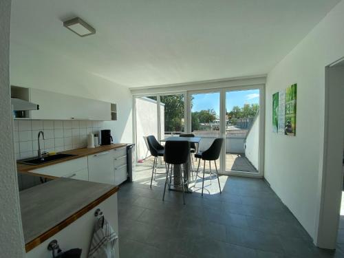 Espelkamp Apartamento | Wohnung mit 2 Einzelzimmer gemeinsamer Küchen/Bad/Balkon-Nutzung
