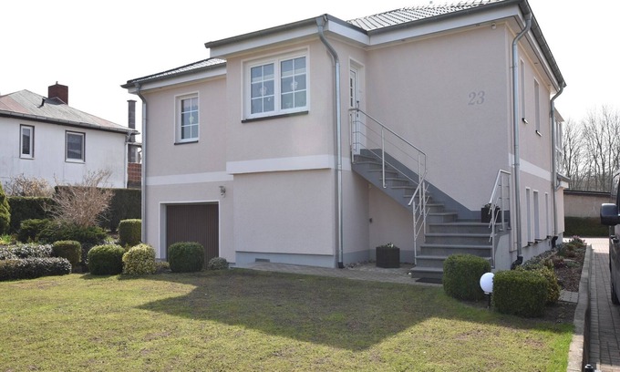 Warnkenhagen Apartamento | Wohnung mit Terrasse en Warnkenhagen