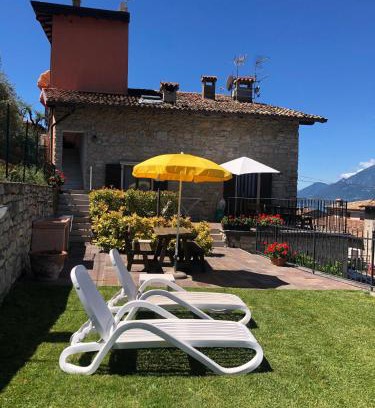 Castelletto Apartamento | Wohnung Nr 2 Im Casa Mary Mit Balkon Und Seeblick