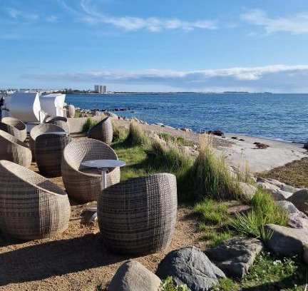 Fehmarn Otro | Wohnwagen auf dem Wulfenerhals ca 150m bis zum Meer