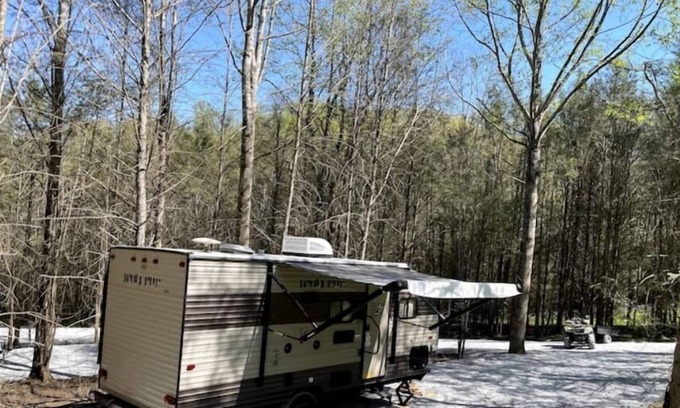 Roan Mountain Casa | Wolf Pup RV