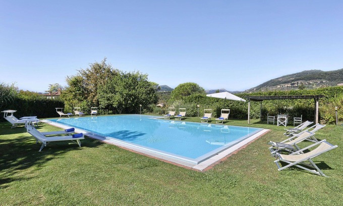Lucca Villa | Preciosa casa de vacaciones con WIFI, piscina privada, A/C, TV y aparcamiento, cerca de Lucca