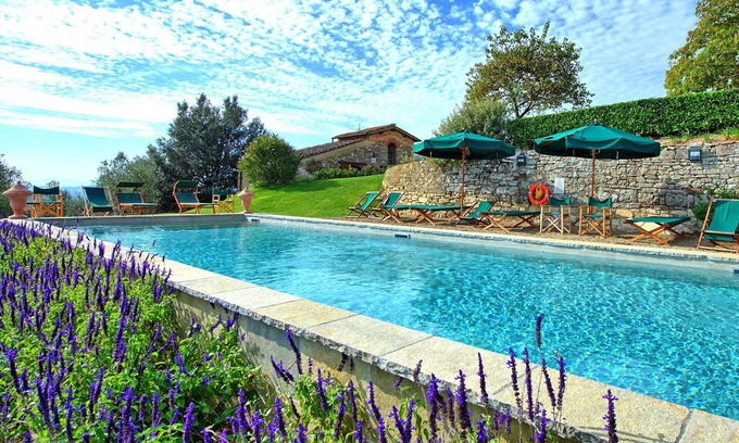 San Donato in Collina Villa | Casa de vacaciones privada con piscina privada, WIFI, A/C, TV, vista panorámica, cerca de Florencia