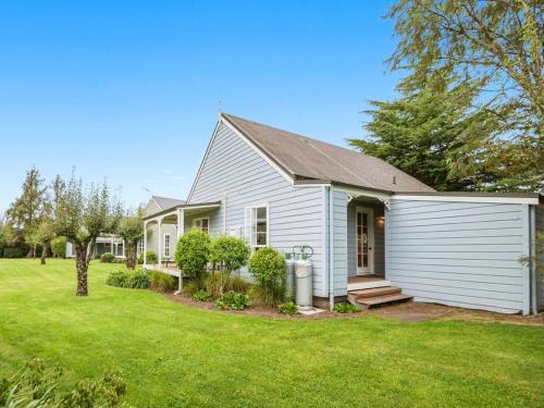 Rangatira Park Casa | Wonderful 2BR Cottage Nr Huka Falls w Aircons