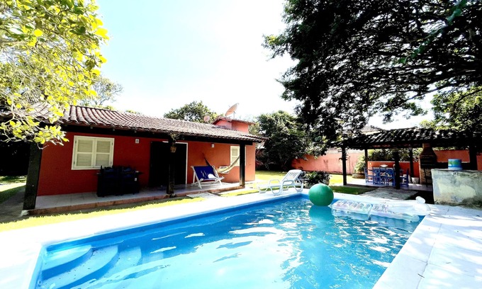 Porto Belo Casa | Maravillosa casa de 4 dormitorios con gran area y piscina cerca de la playa