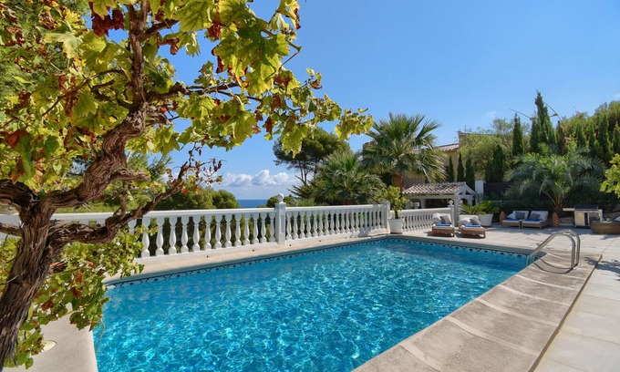 Mar Azul Villa | Villa maravillosa y confortable en Jávea, Costa Blanca, España con piscina privada para 6 personas