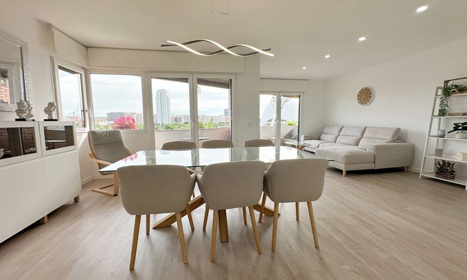 Penya-roja Condominio | MARAVILLOSO PISO DE DISEÑO FRENTE A LA ÓPERA DE VALENCIA EN LA CIUDAD D LAS ARTS