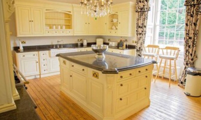 Beachley Casa | Wonderful Georgian Manor House sleep 28 in Chepstow with Games Room .