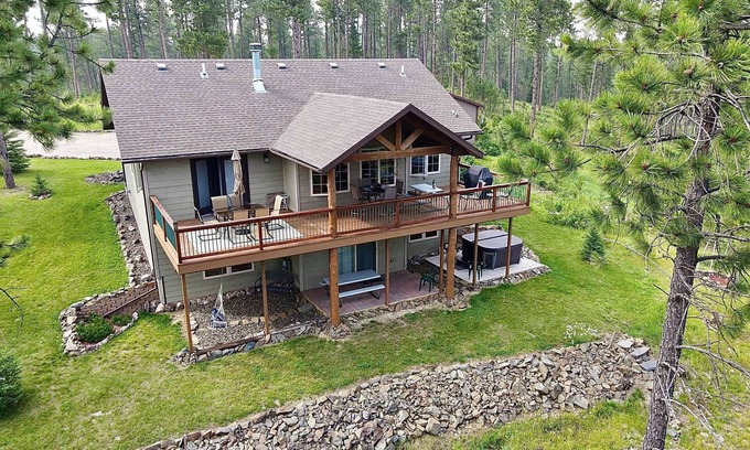 Benchmark Casa | Wonderful home in perfect location for ATV riders with W/D & patio