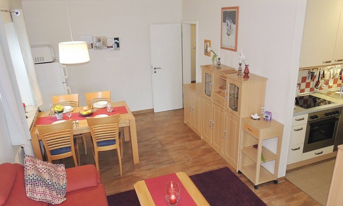 Steinwarder Apartamento | Wonderful location! Upscale apartment with terrace directly to the lake!