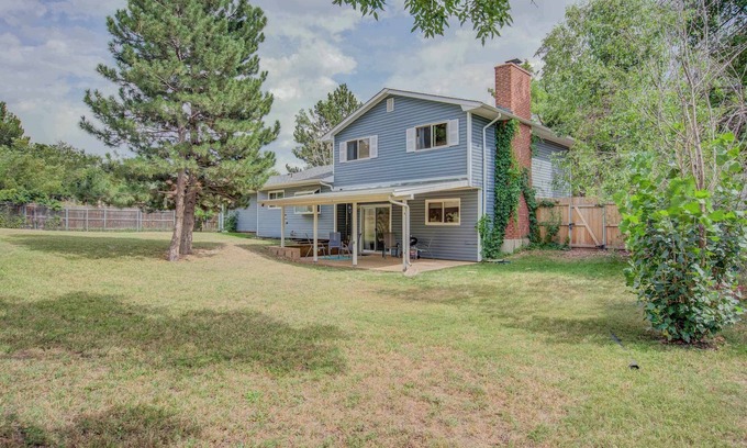 Village Seven Casa | Wonderful Pines! Spacious Yard w/ Hot Tub