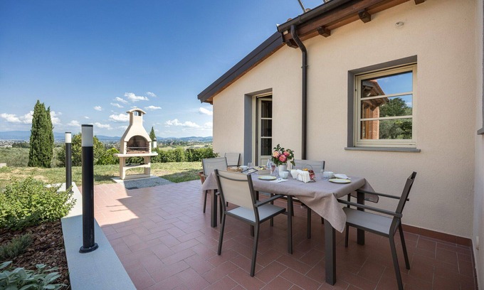 Carmignano Villa | Casa de vacaciones privada con A/C, WIFI, vista panorámica, aparcamiento, cerca de Florencia