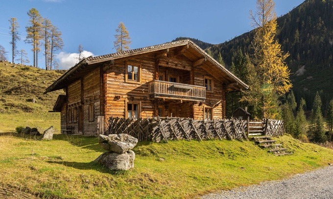 Untertauern Casa | Preciosa casa de vacaciones privada para 17 personas con WIFI, TV, balcón y aparcamiento