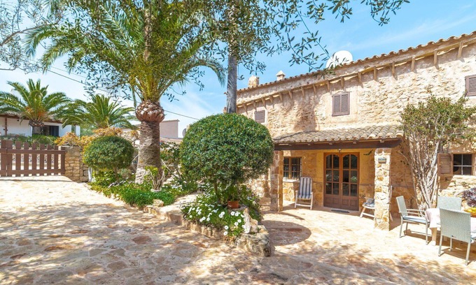 Cala Llombards Casa | Estupenda casa de vacaciones privada con TV, balcón, mascotas permitida y aparcamiento