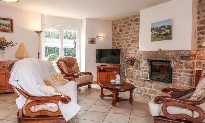 Ploemeur Casa | Maravillosa casa de vacaciones privada para 4 personas con TV, mascotas permitida y aparcamiento