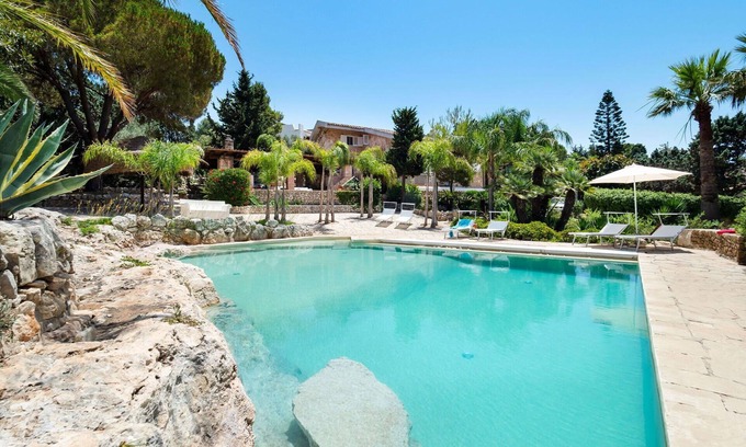 Plemmirio Villa | Estupenda casa de vacaciones privada con piscina privada, WIFI, A/C, TV, terraza y aparcamiento