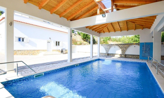Zaton Casa | Casa de vacaciones privada con piscina privada, jacuzzi, A/C, WIFI, TV, terraza, aparcamiento