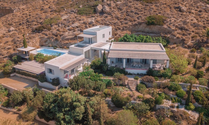 Mikri Vigla Villa | MARAVILLOSA VILLA ESPACIOSA EN MIKRI VIGLA, PISCINA, VISTAS IMPRESIONANTES, CERCA DE LA PLAYA