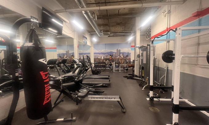 City Park West Apartamento | Wonderful Studio in City Park West, pet friendly building.