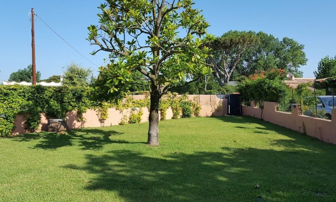 Colonia Elena Casa | Maravillosa villa a 20 metros de la playa en Circeo para 6-8 personas.