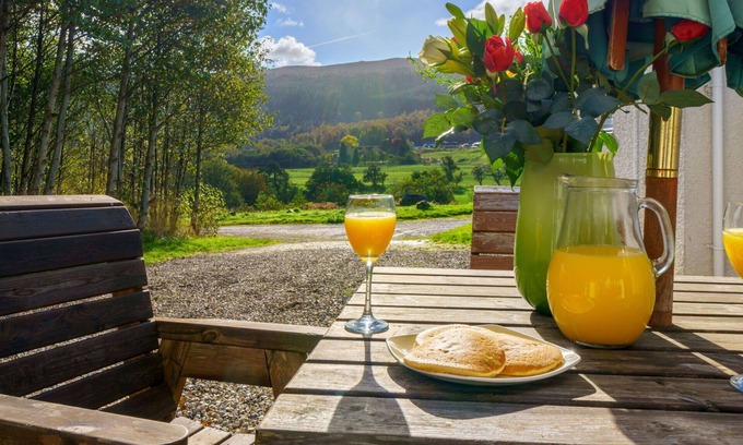 Glen Urquhart Casa | Estupenda casa de vacaciones para 4 personas con TV, mascotas permitida y aparcamiento