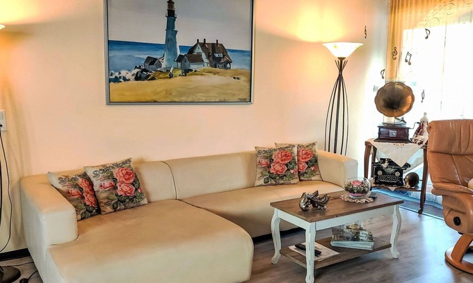 Ense Casa | Preciosa casa de vacaciones para 5 personas con WIFI, TV, terraza y aparcamiento