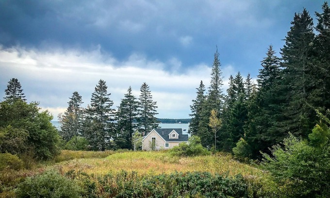 Spruce Head Cabaña | Cabaña de nueva construcción frente al mar con encanto clásico de Maine