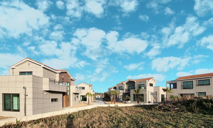 Hallim Casa | Wonderpool pension