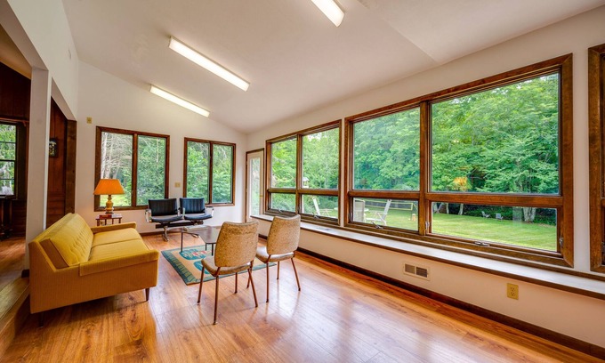 Newtown Casa | Wooded Getaway on Serene Brook ~ 50 Acres of Privacy!