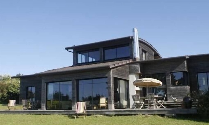 Plougonvelin Casa | Casa de madera del arquitecto, orientada al sur, orientada al mar.