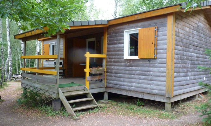Saint-Agnan Chalet De Esquí | chalet de madera 6/8 personas en el campo con estanque de pesca
