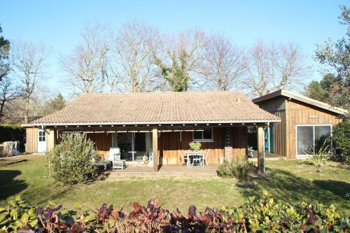 Hourtin Port Casa | Wooden house by the sea