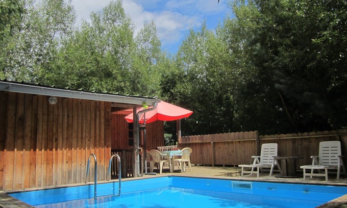 Fosses-et-Baleyssac Cabina | Casa de campo con piscina privada para 10 personas, 3 habitaciones.