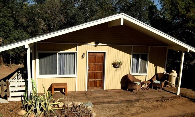 Wofford Heights Casa | Woodland Cottage near the lake and river