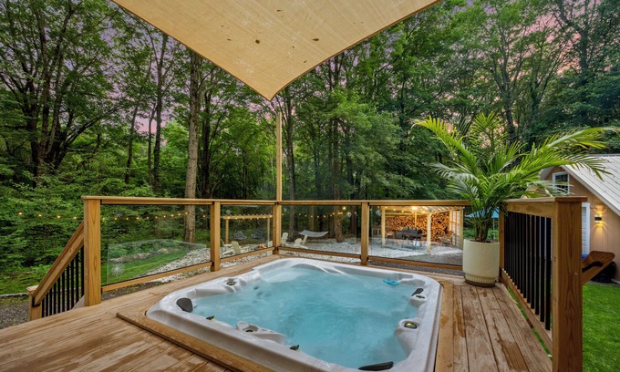 Barkhamsted Casa | Woodland Retreat 4-Bedroom with Hot Tub, Fire Pit, and Woodstove
