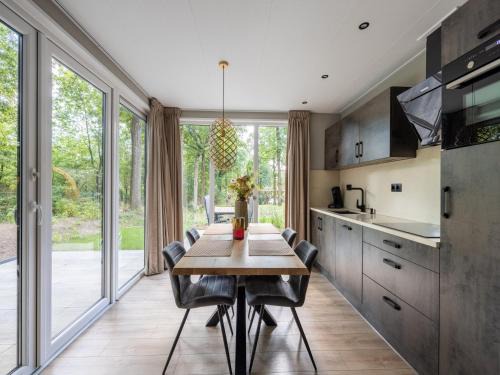 Bosgebied Hoenderloo Casa | Woodland Stay with Heated Pool, cleaning included