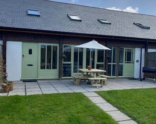 Hele Casa | Woodland View at Hewish Mill