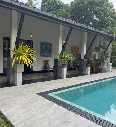 Ambalangoda Villa | Woodlands Family Villa