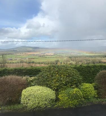Knockaderry Cross Roads Casa | Woodleigh Happy House