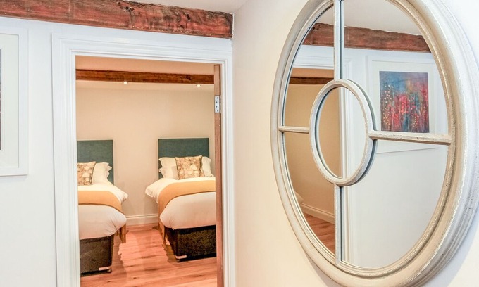 Chippenham Cabaña | Woodmans Cottage @ Nables Farm, UPPER SEAGRY