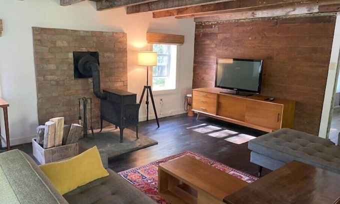Fishs Eddy Casa | Woods Farm in the Catskills