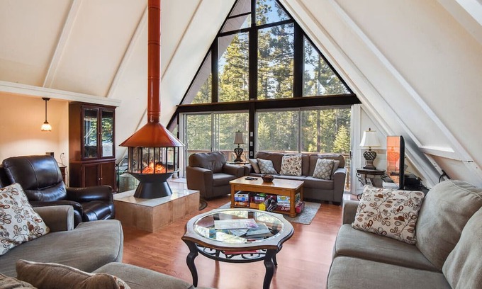 McKinney Estates Casa | Woodside Hideout | Hop Away from Activities