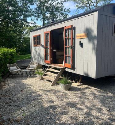 Hawsker Apartamento | Woodside Shepherd Hut with free parking - Hawsker near whitby