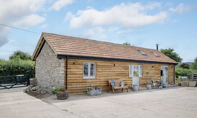 Taunton Cabaña | Woodsmoke - A beautifully restored 200-year-old stone barn