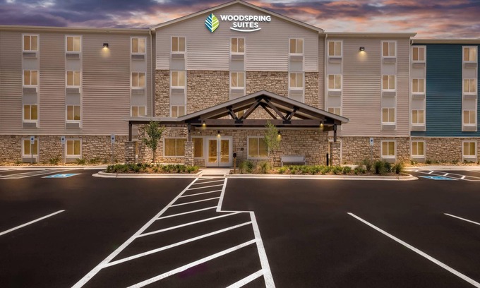 Charlotte Hotel | Woodspring Suites Charlotte - Arrowood